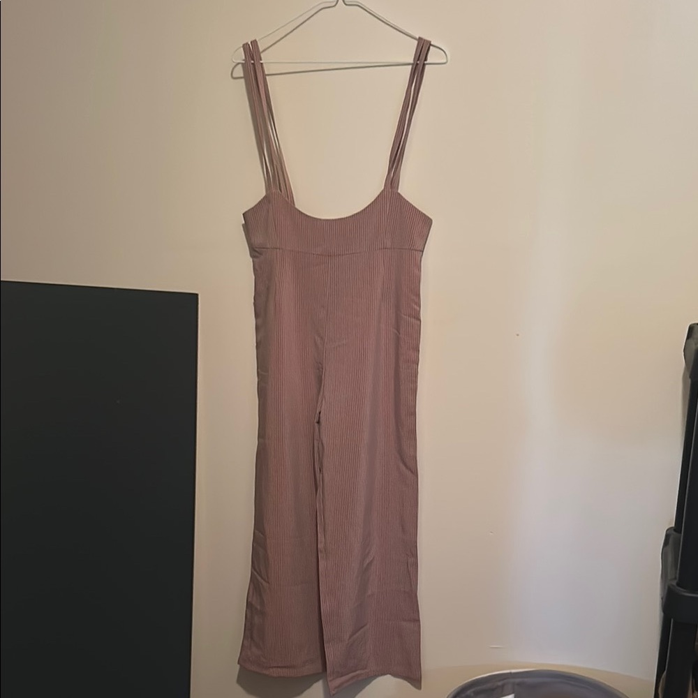 Forever 21 Pink Sleeveless Jumpsuit with Streamlined Design